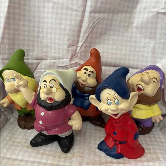 Vintage Ceramic Set of 5 Dwarves Disney Figurines Hand Painted - Picture 2 of 16